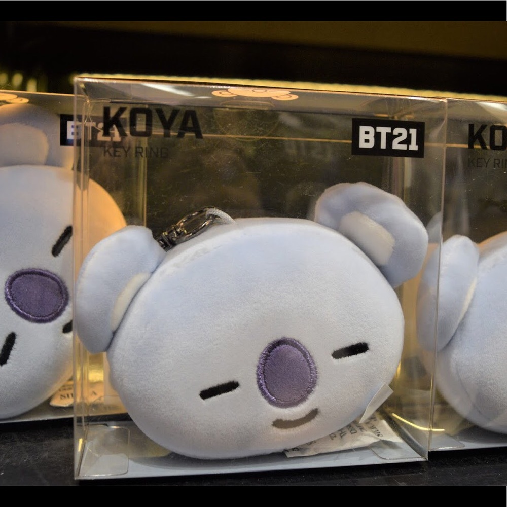 bt21 koya keychain
